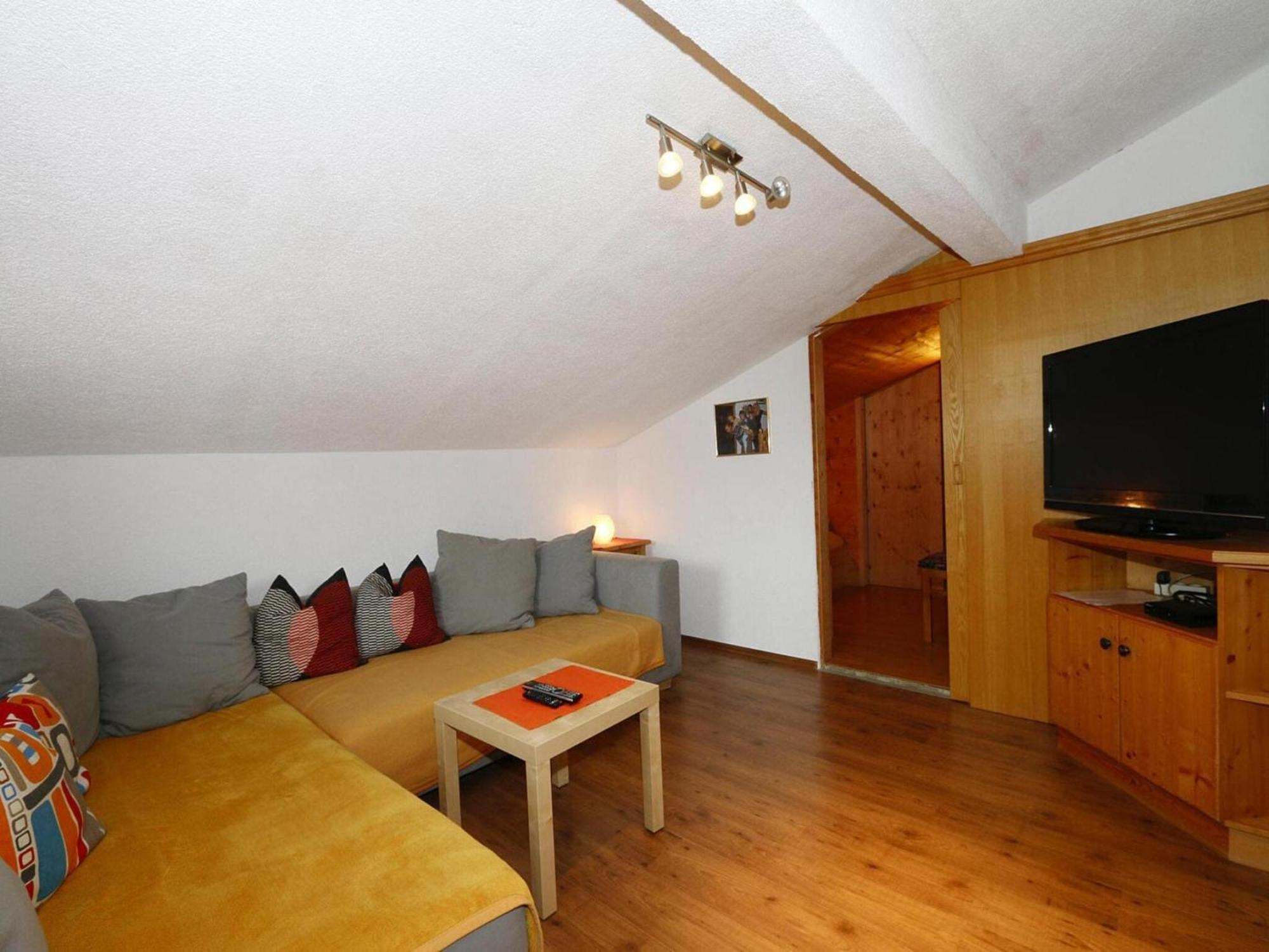 Apartment In Hippach Im Zillertal In The Mountains Muhlen  Exterior photo