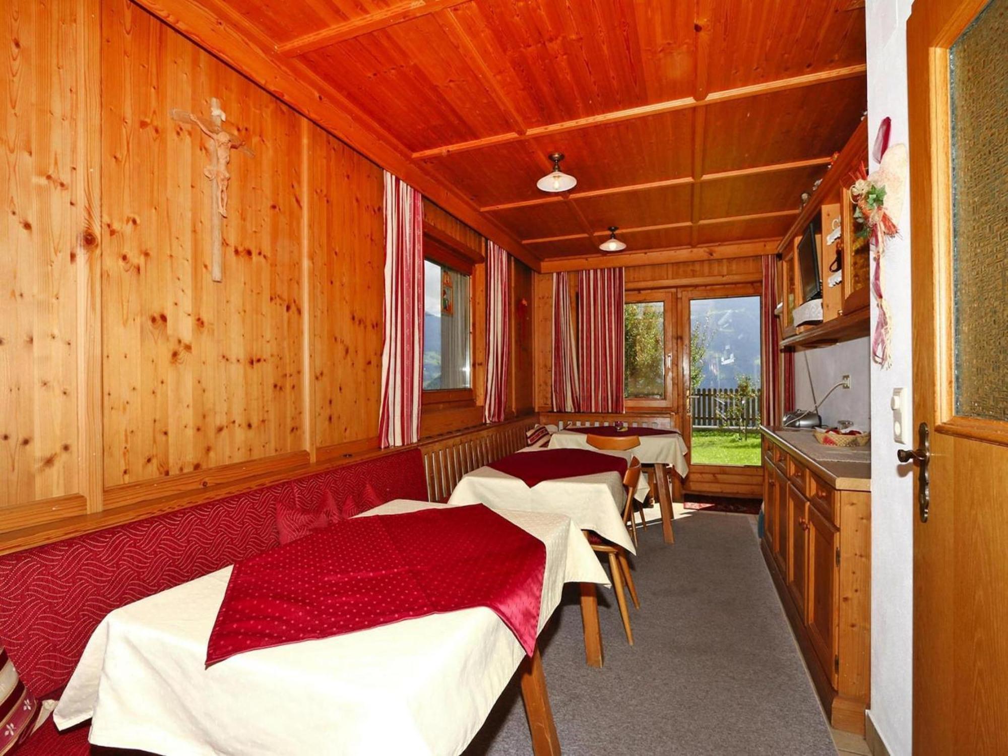 Apartment In Hippach Im Zillertal In The Mountains Muhlen  Exterior photo