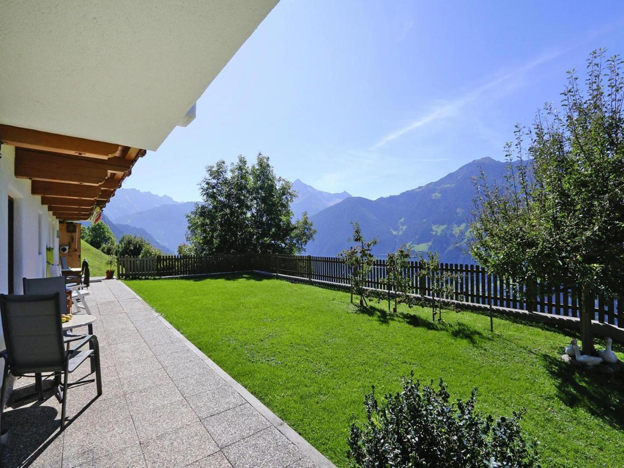 Apartment In Hippach Im Zillertal In The Mountains Muhlen  Exterior photo